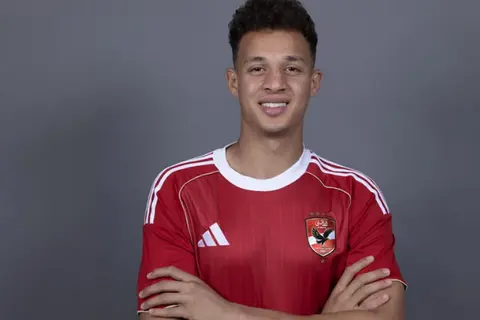 الصفقة الثانية.. الأهلي يعلن عن التعاقد مع أقطاي عبد الله